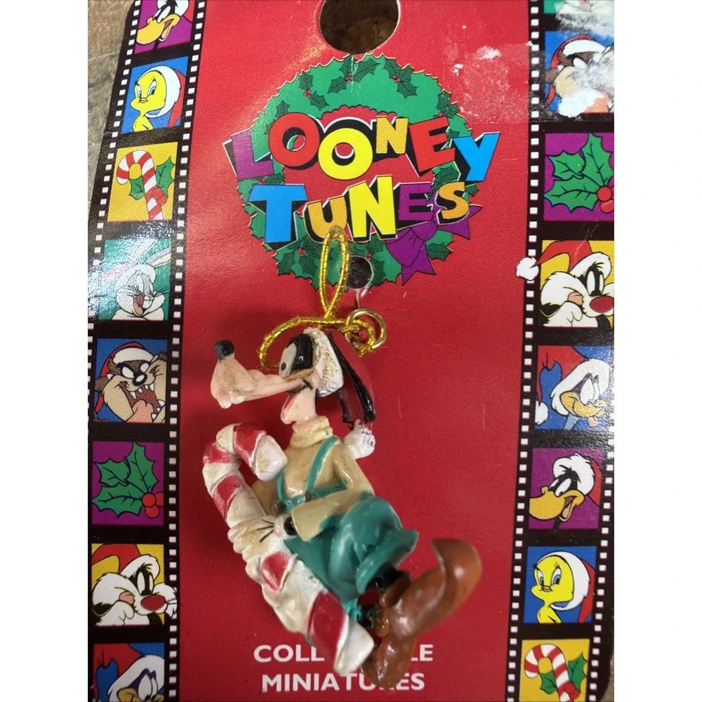 Vtg Looney Tunes Miniature Christmas Ornaments Lot 4 Wile E Coyote Daffy Sam 90s